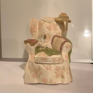Vintage My comfy chair bookend 1997 collectible
